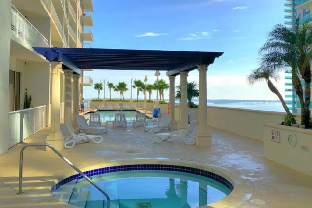 Lovely Condo With City & Ocean Views. Sleep Up To 6 People! Μαϊάμι Εξωτερικό φωτογραφία