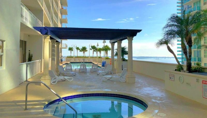 Lovely Condo With City & Ocean Views. Sleep Up To 6 People! Μαϊάμι Εξωτερικό φωτογραφία