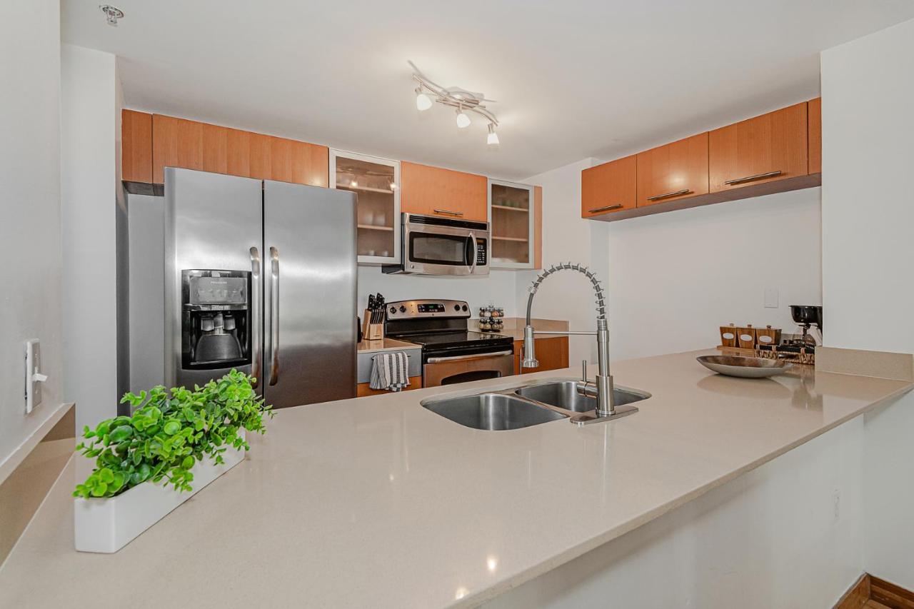 Lovely Condo With City & Ocean Views. Sleep Up To 6 People! Μαϊάμι Εξωτερικό φωτογραφία